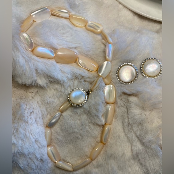 Vintage BALAMUTI Mother of Pearl MOP Necklace/matching earrings. 21”Signed Japan - Picture 15 of 17